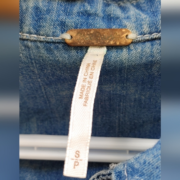 Free People Revolve Chambray Drapery short tails SZ.S - Picture 8 of 9